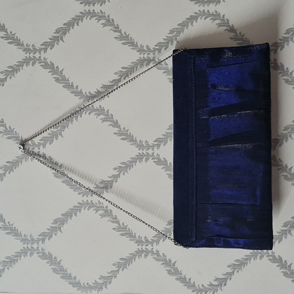 Pochette sling. - Picture 2 of 8